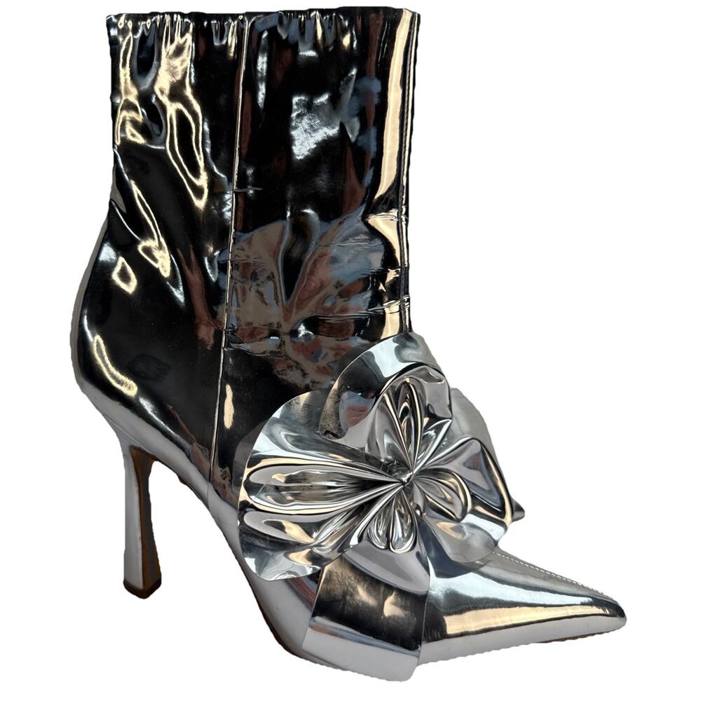 Sam Edelman Esmae Silver Metallic Bow Women's Size 7 M Pointed Toe Boots NWOB